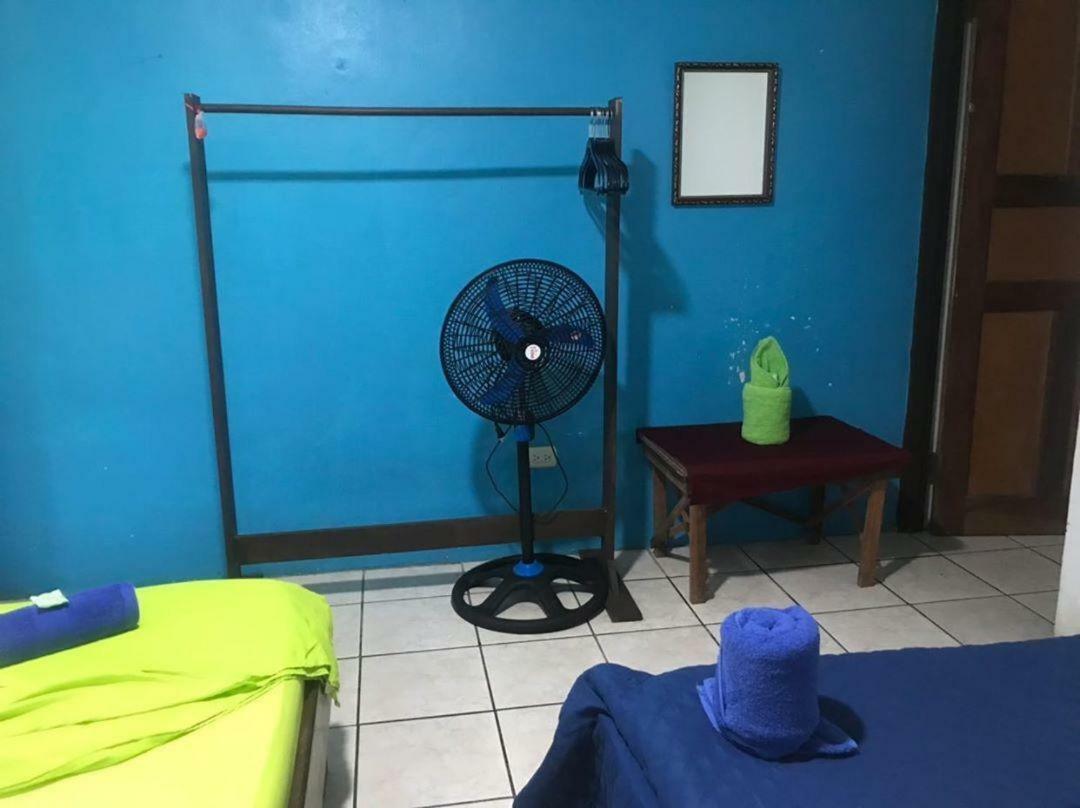 Cabinas Miss Miriam 2 ตอร์ตูเกโร ภายนอก รูปภาพ